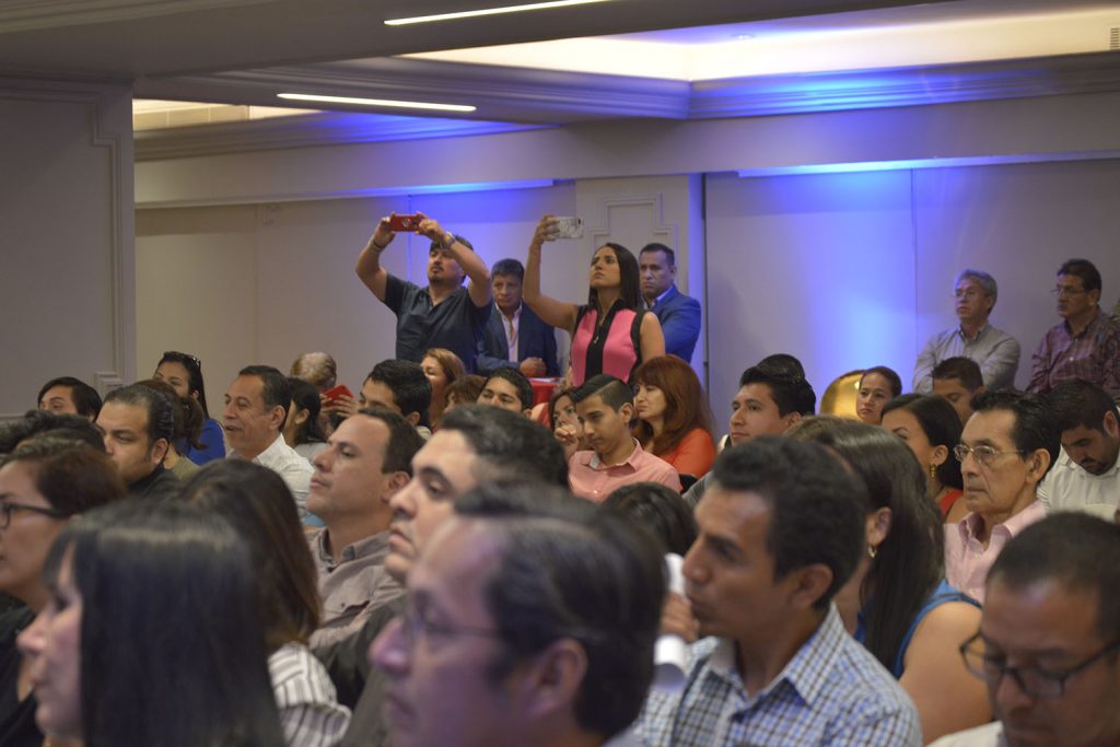 Lanzamiento Misiones Comerciales CCECH 2019 (19)