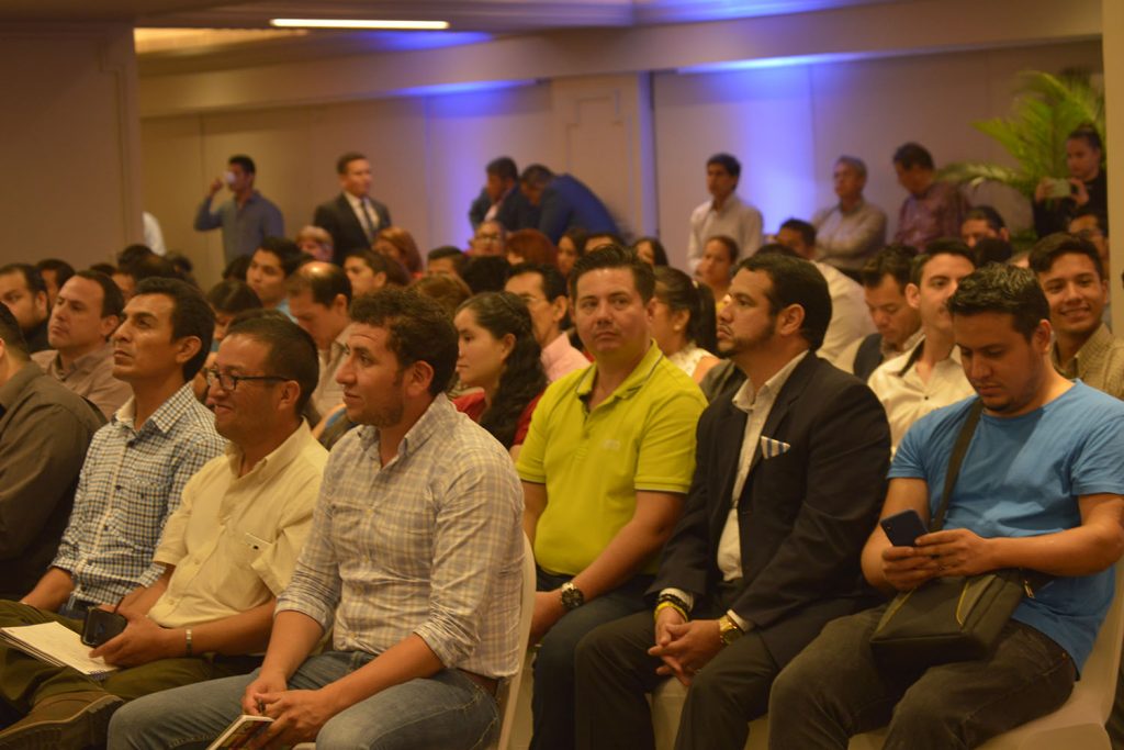 Lanzamiento Misiones Comerciales CCECH 2019 (25)