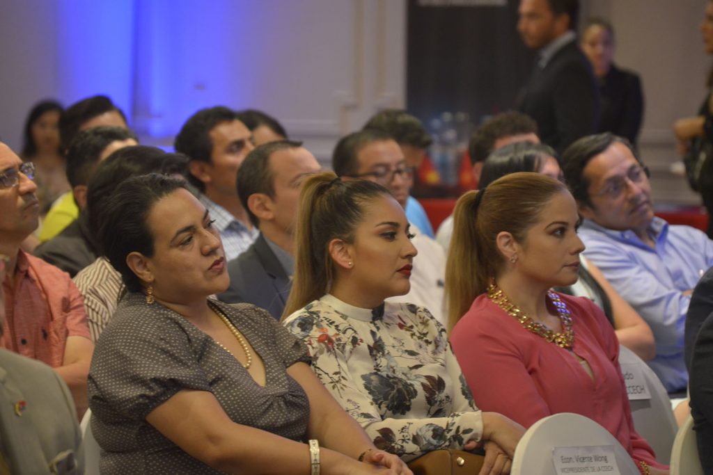 Lanzamiento Misiones Comerciales CCECH 2019 (9)